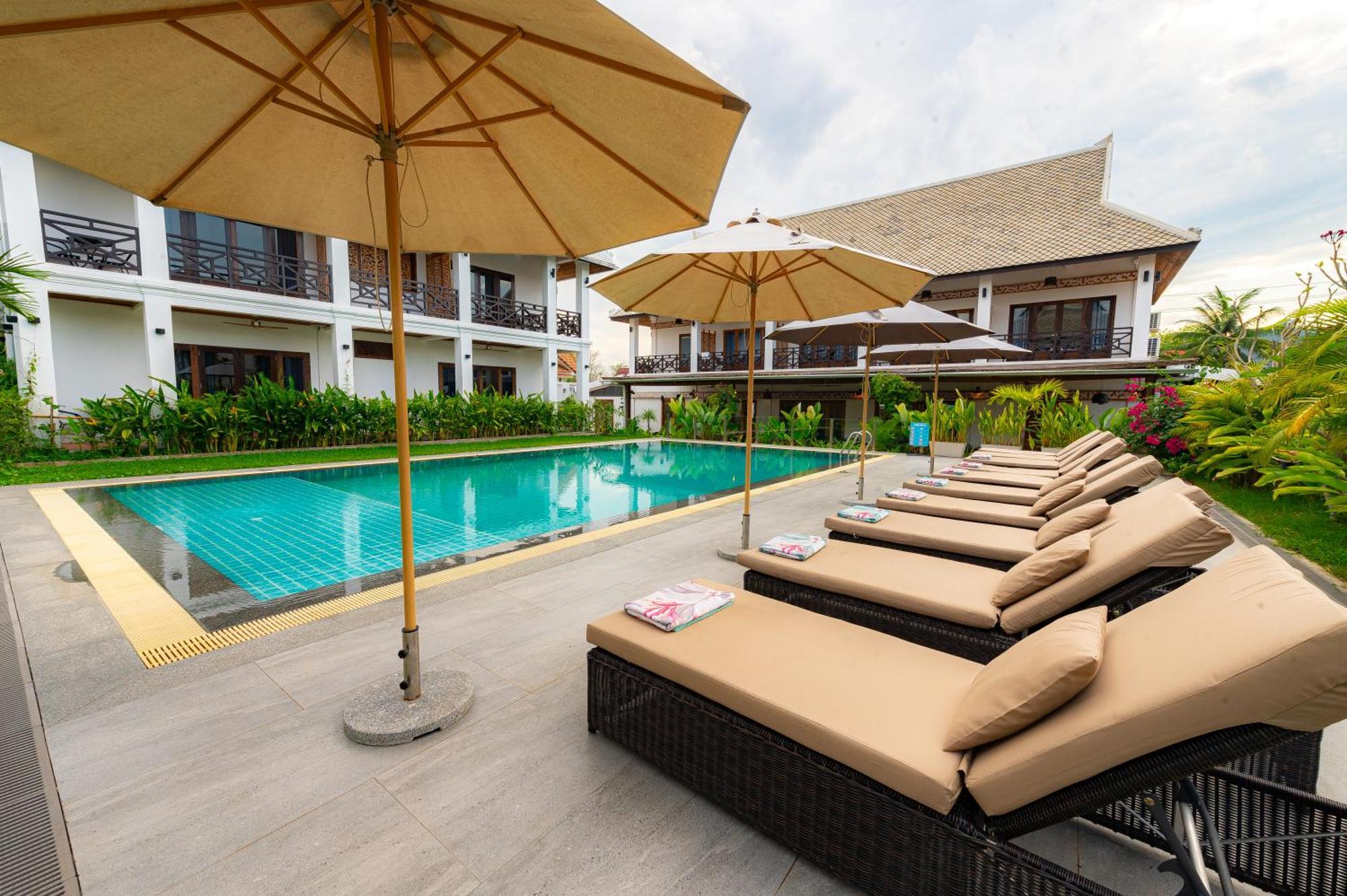 Madilao Hotel Луанг Прабанг Екстериор снимка