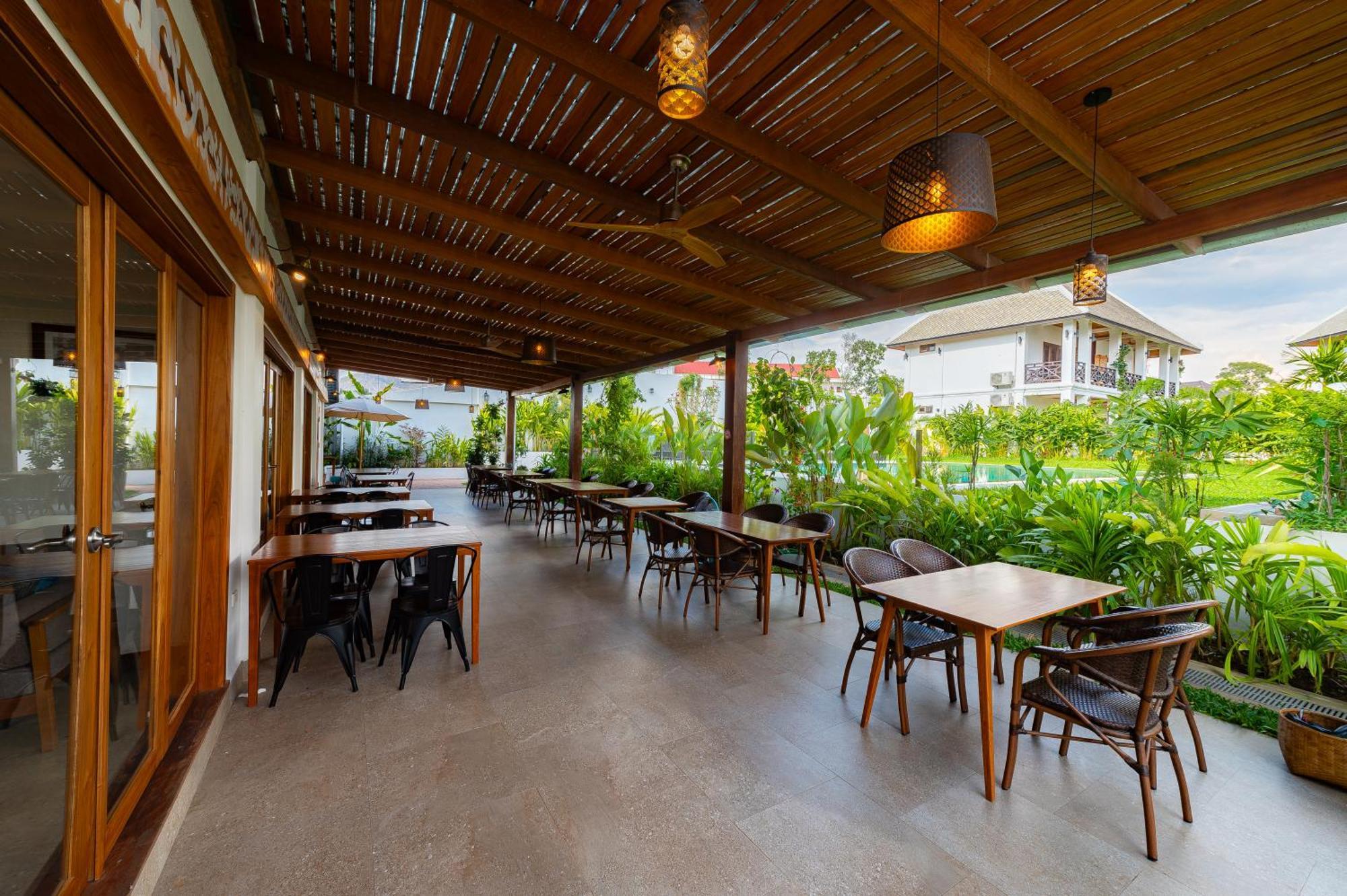 Madilao Hotel Луанг Прабанг Екстериор снимка