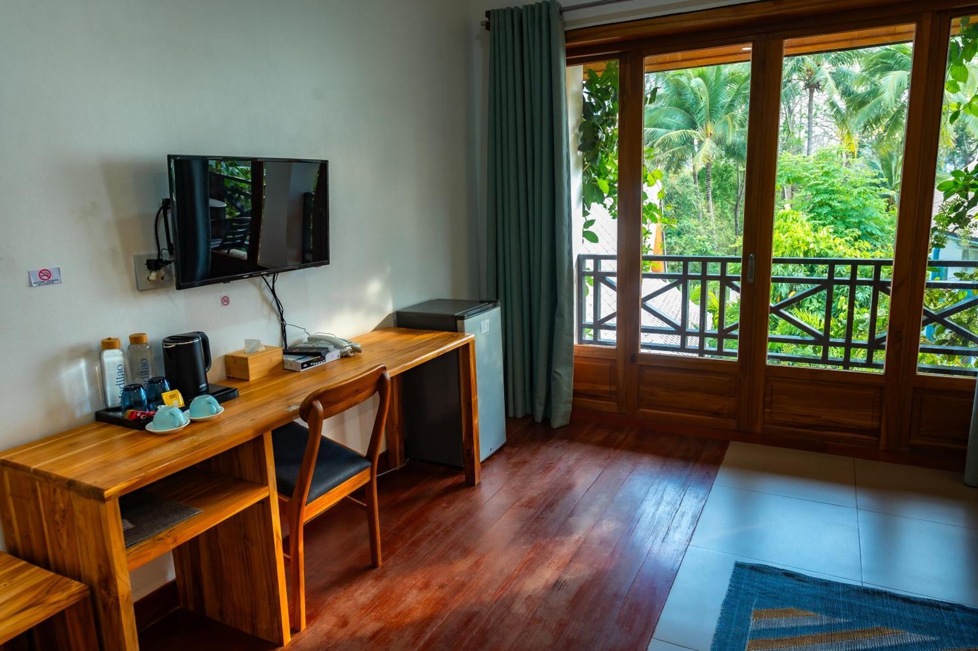 Madilao Hotel Луанг Прабанг Екстериор снимка